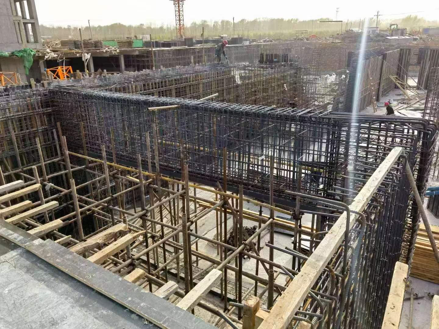 定边建筑基础筏板施工时混凝土有哪些常见问题?
